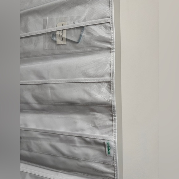 Hanging gift bag organizer - Picture 2 of 3